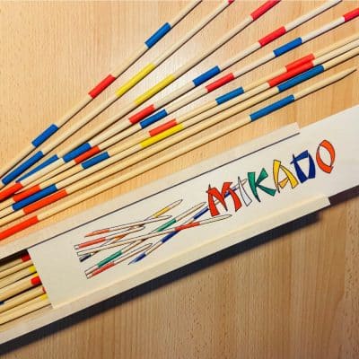 Mikado géant fabriqué dans le Jura